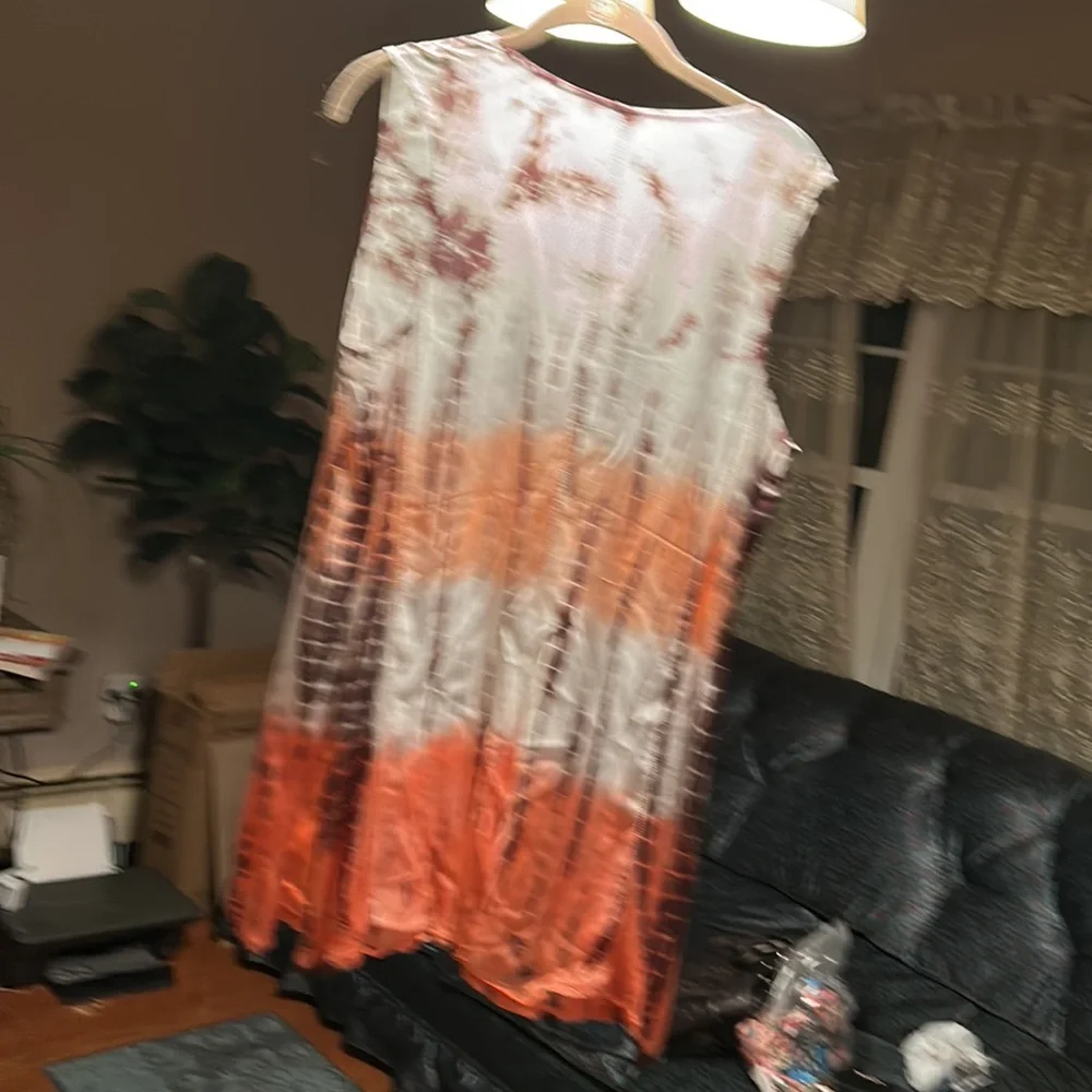 Shirt - Picture 2 of 4